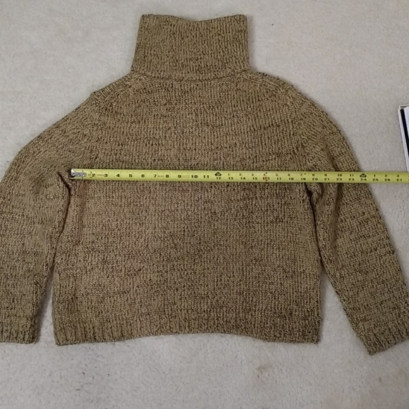 Brown turtleneck sweater - Picture 4 of 5